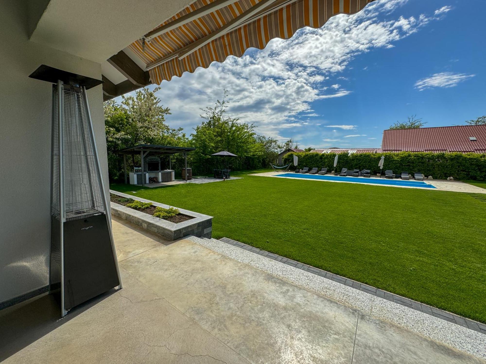 Lahuzur - Casa De Vacanta - Therme Balotesti & Aeroport Otopeni Săftica Exterior foto